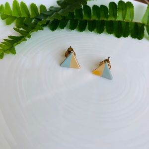 Minimalistic gold studs